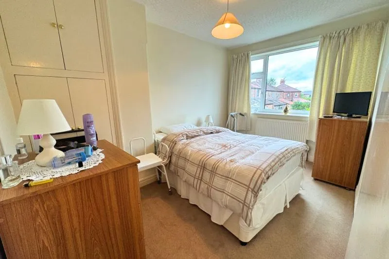 3 bed Semi-Detached House For Auction