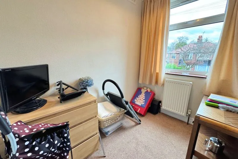 3 bed Semi-Detached House For Auction