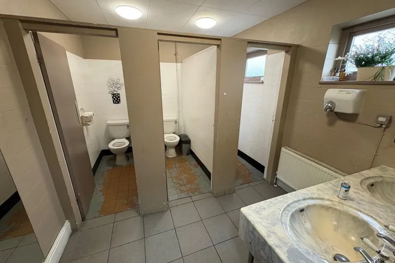 3 bed Mixed Use Commercial For Auction