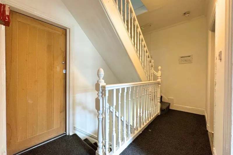 7 bed Detached House For Auction