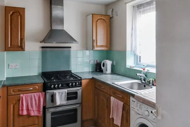3 bed Townhouse House For Auction