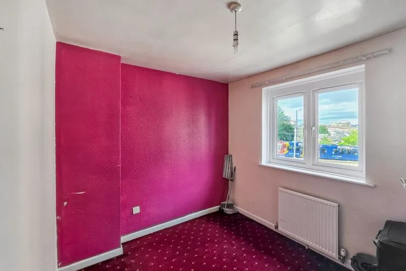 3 bed Townhouse House For Auction