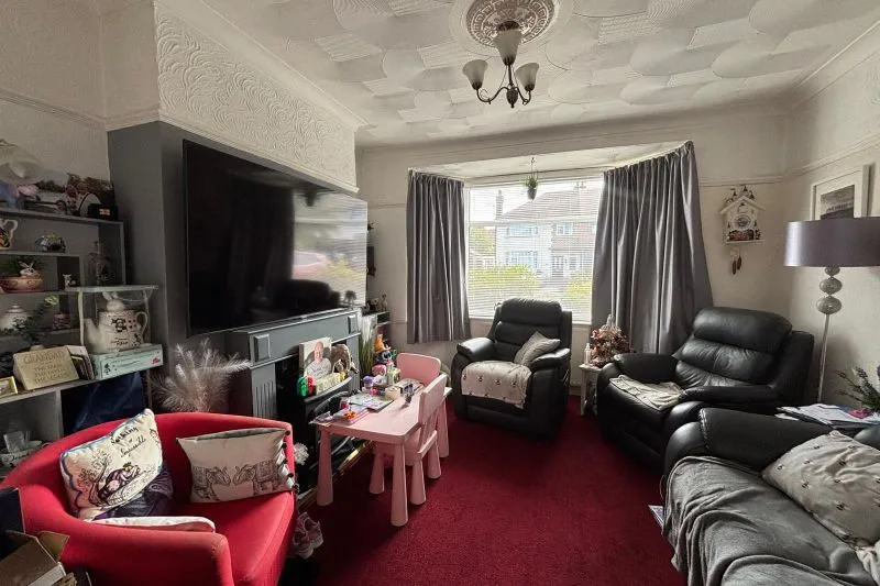 3 bed Semi-Detached House For Auction