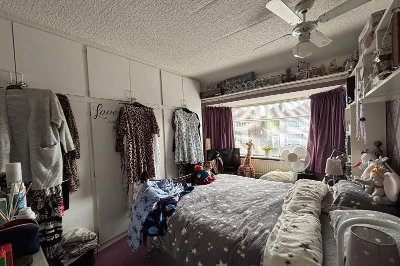 3 bed Semi-Detached House For Auction