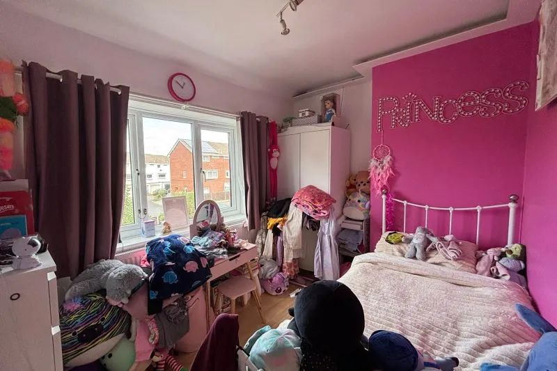 3 bed Semi-Detached House For Auction