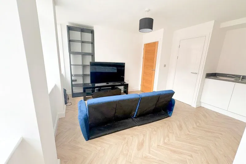 1 bed Apartment For Auction