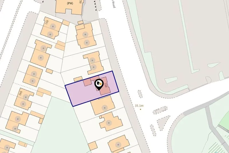 5 bed Detached House For Auction