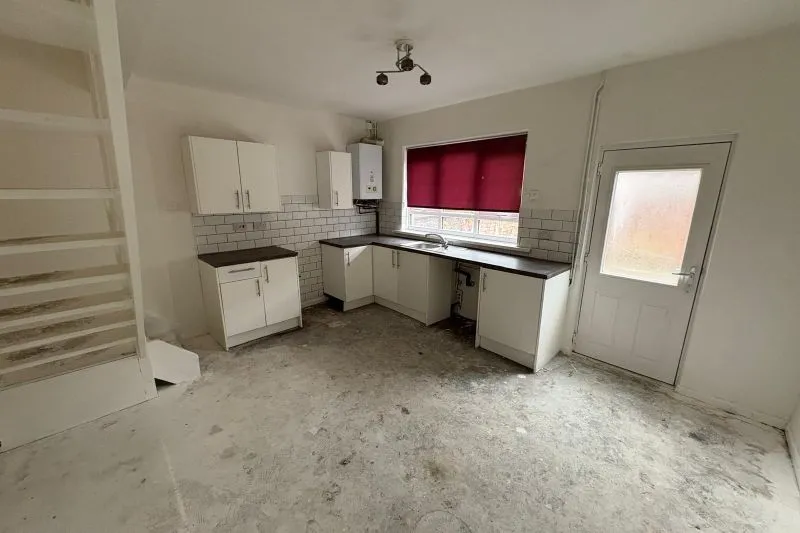 3 bed Terraced House For Auction