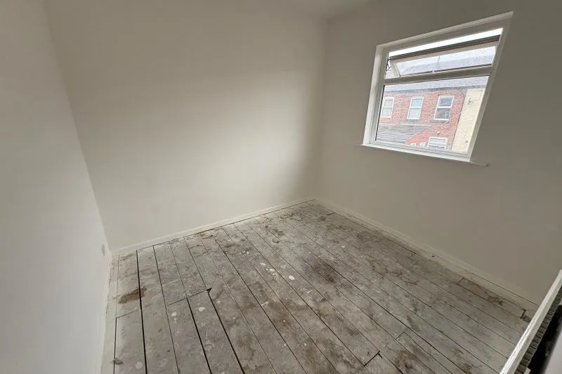 3 bed Terraced House For Auction