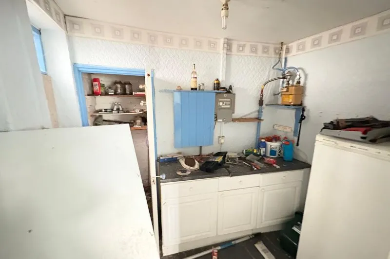 3 bed End Terrace House For Auction