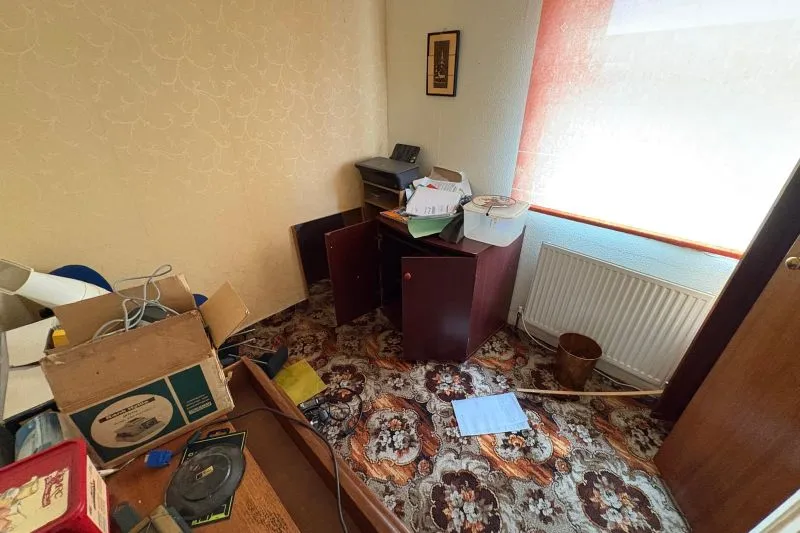 3 bed End Terrace House For Auction
