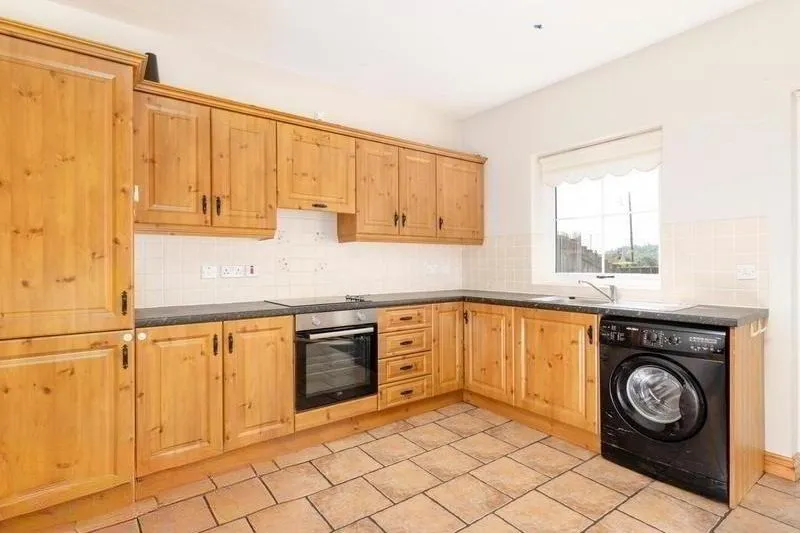 3 bed Terraced House For Auction