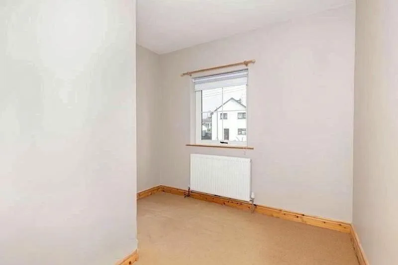 3 bed Terraced House For Auction