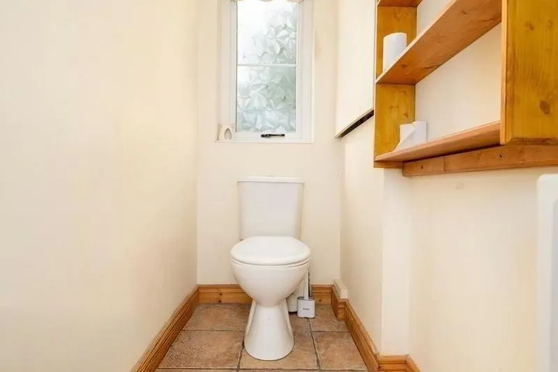 3 bed Terraced House For Auction