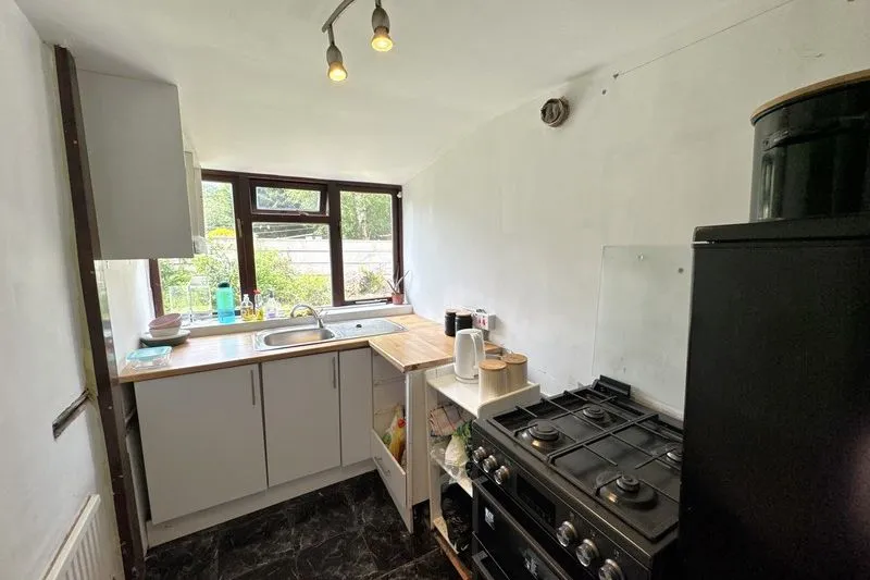 3 bed Semi-Detached House For Auction