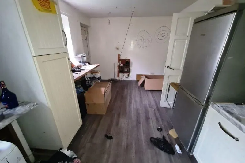 3 bed Terraced House For Auction