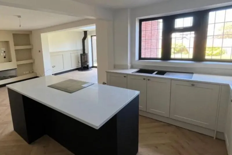 4 bed Detached House For Auction
