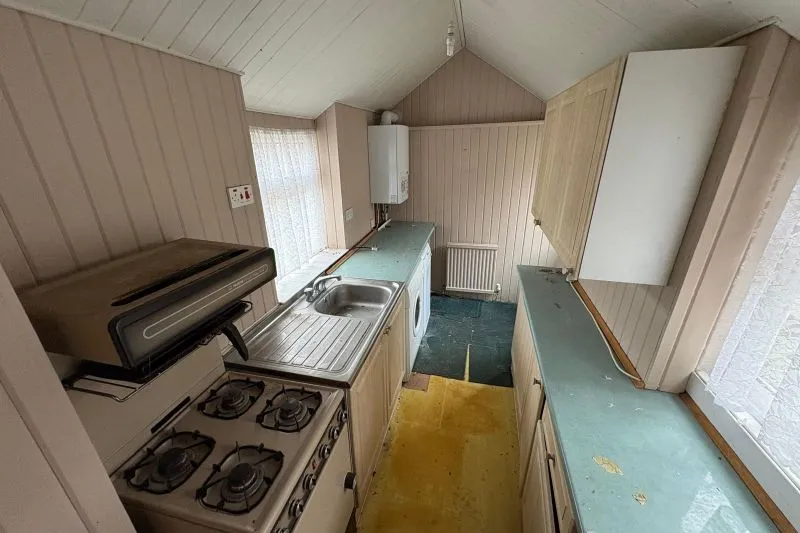 3 bed Semi-Detached House For Auction