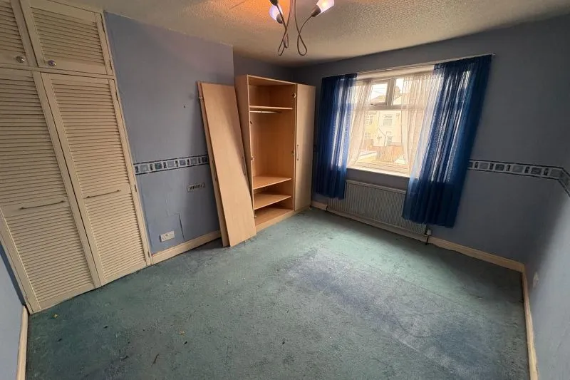 3 bed Semi-Detached House For Auction