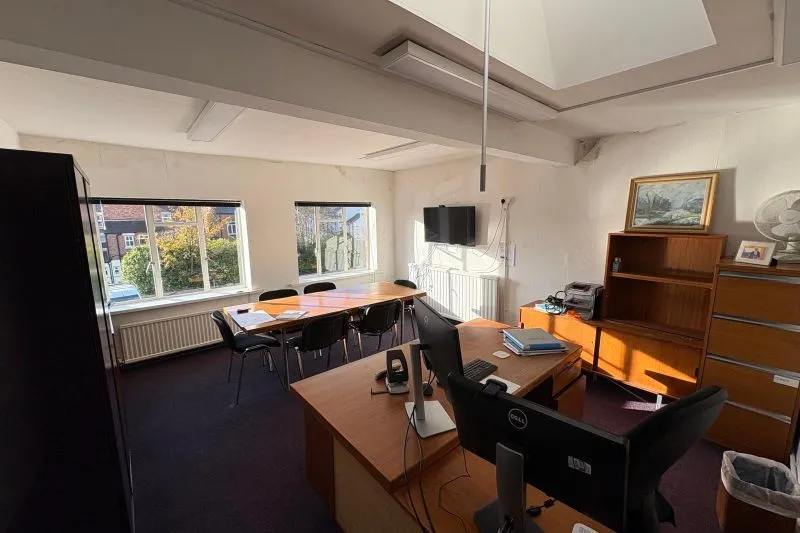 Office Commercial For Auction