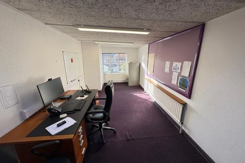 Office Commercial For Auction