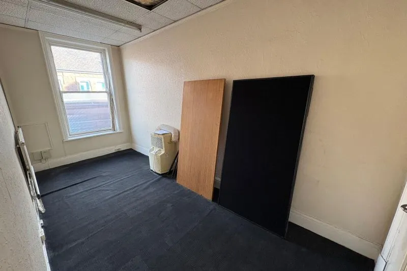 Office Commercial For Auction