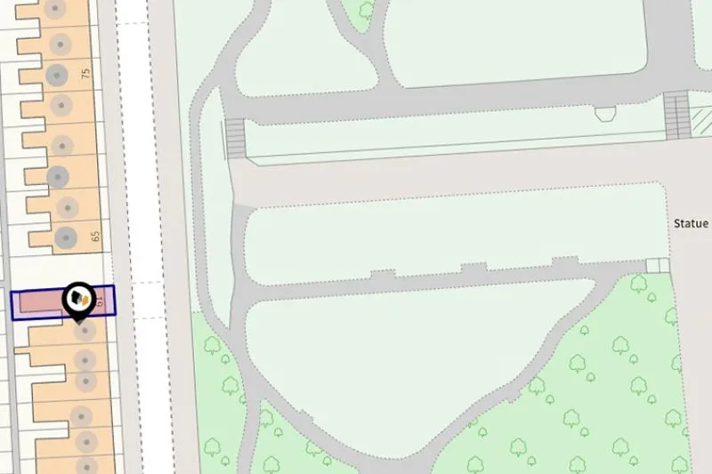 5 bed End Terrace House For Auction