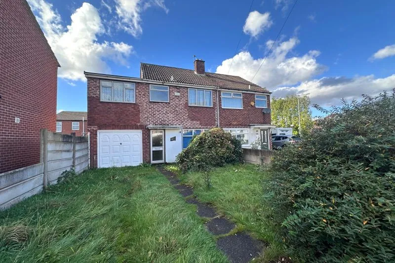 3 bed Semi-Detached House For Auction