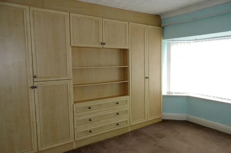 3 bed Semi-Detached House For Auction