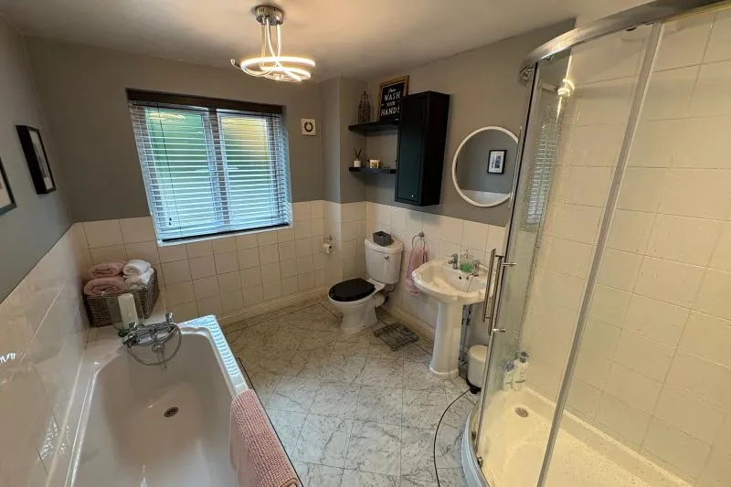 3 bed Terraced House For Auction