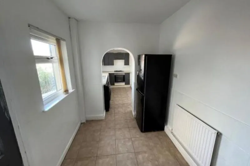 3 bed Terraced House For Auction