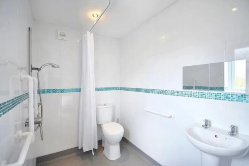 3 bed Semi-Detached House For Auction