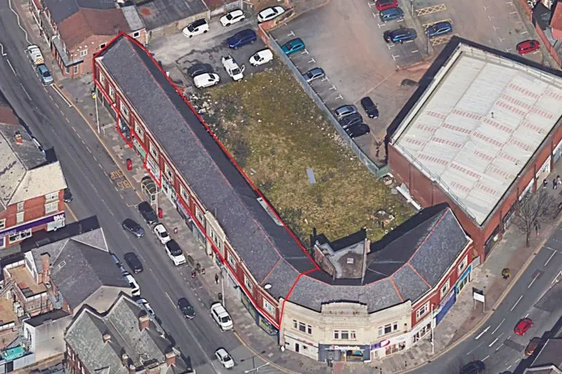 14 bed Block of Flats For Auction