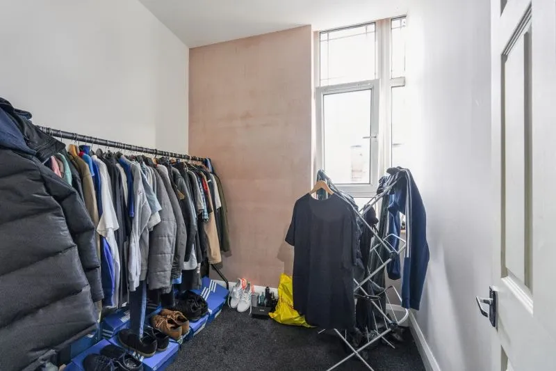 14 bed Block of Flats For Auction