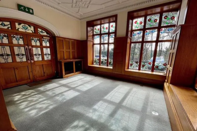 2 bed Ground Floor Apartment For Auction