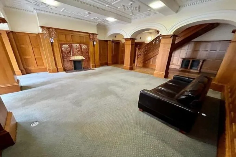 2 bed Ground Floor Apartment For Auction