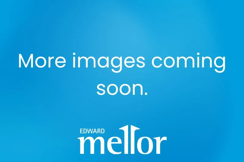 2 bed Terraced House For Auction