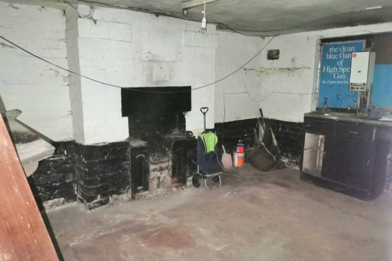 3 bed Semi-Detached House For Auction