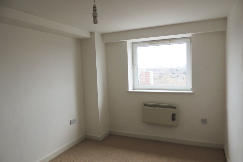 2 bed Apartment For Auction