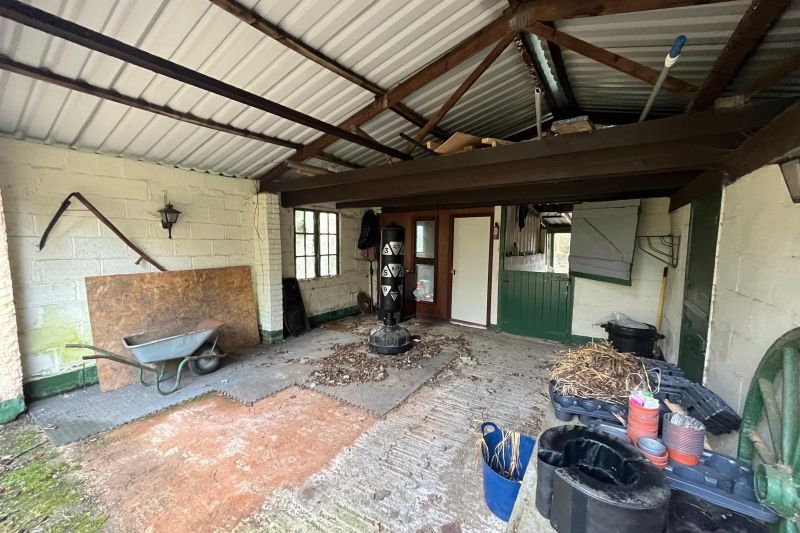 4 bed Detached Cottage For Auction