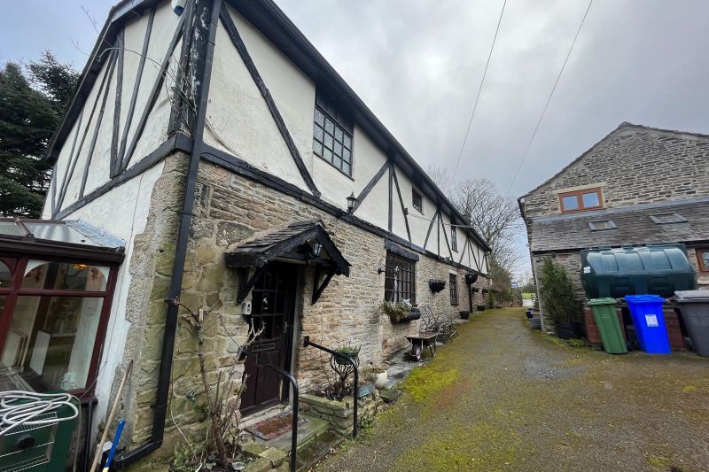4 bed Detached Cottage For Auction