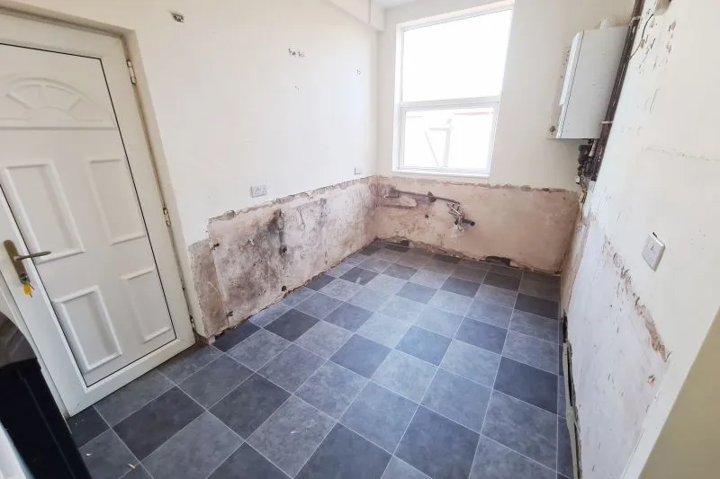 3 bed Terraced House For Auction