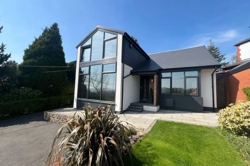 4 bed Detached House For Auction