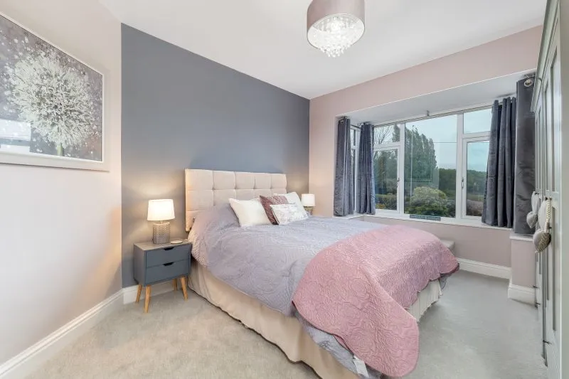 4 bed Detached House For Auction