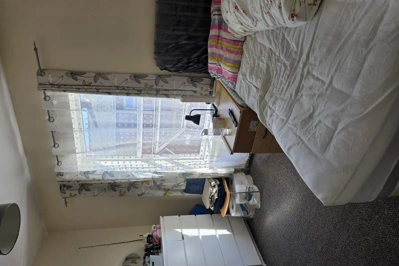 2 bed Terraced House For Auction
