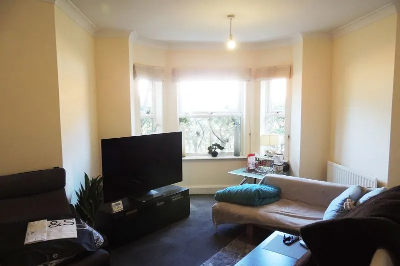 2 bed Ground Floor Apartment For Auction