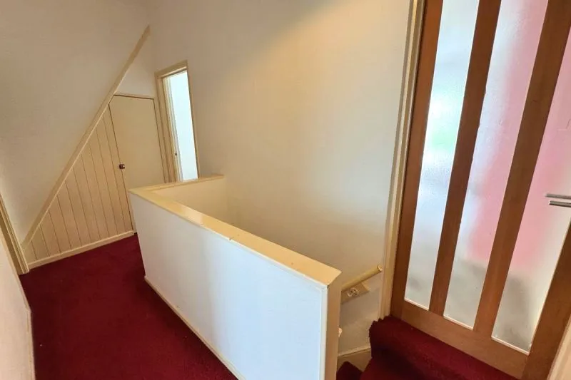 2 bed Terraced House For Auction