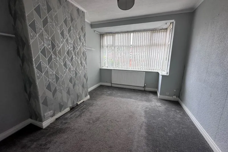 3 bed Semi-Detached House For Auction
