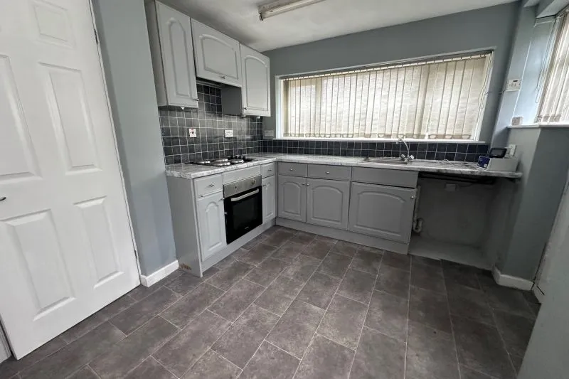 3 bed Semi-Detached House For Auction