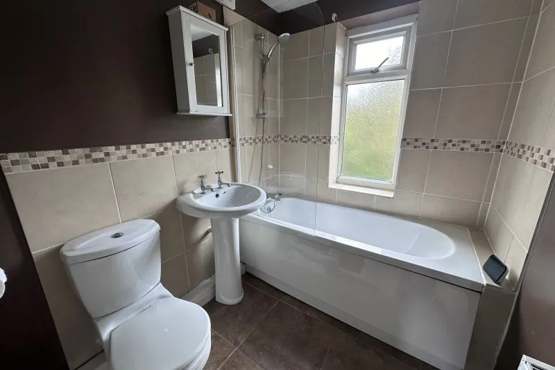 3 bed Semi-Detached House For Auction